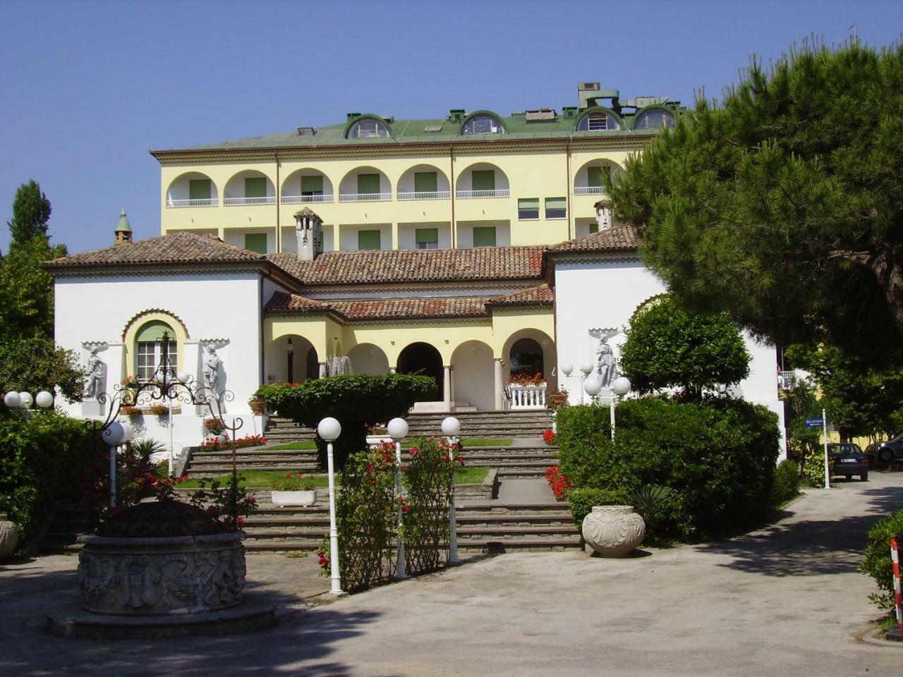 Park Hotel Ravenna Marina di Ravenna Exterior photo